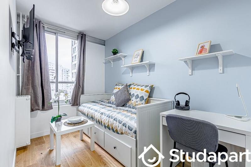 Chambre - 9 m² - 1 pièce