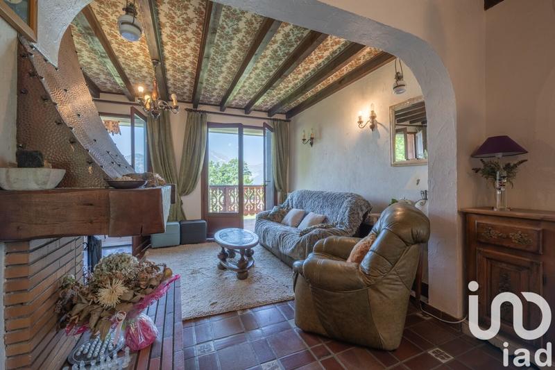 Châlet - 227 m² - 8 pièces