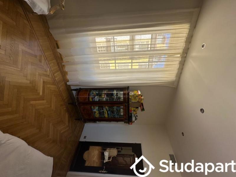 Chambre - 25 m² - 1 pièce