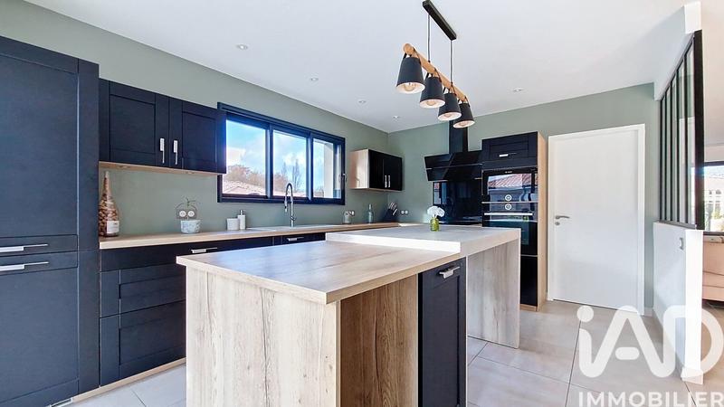 Maison - 130 m² - 6 pièces