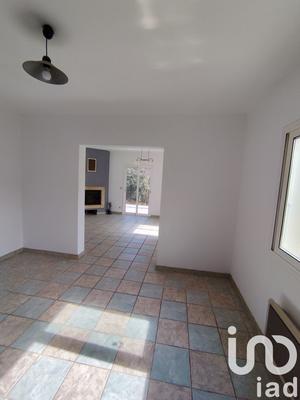 Maison - 181 m² - 5 pièces