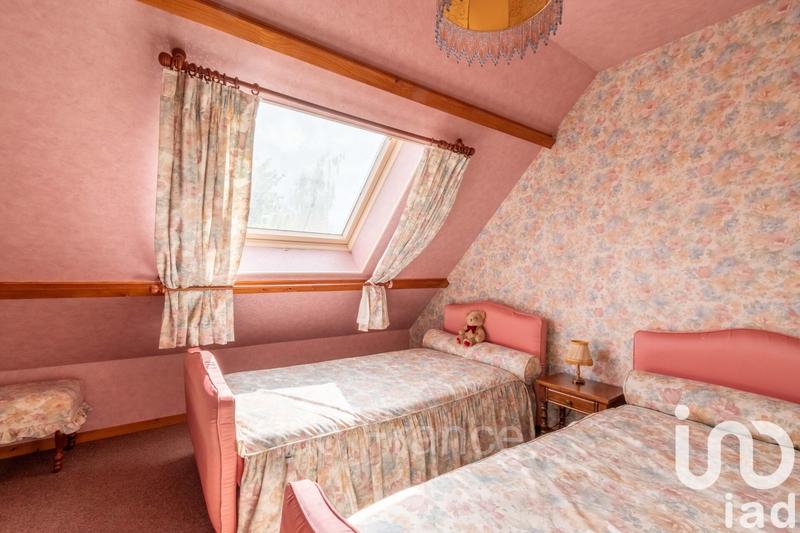 Maison - 141 m² - 7 pièces