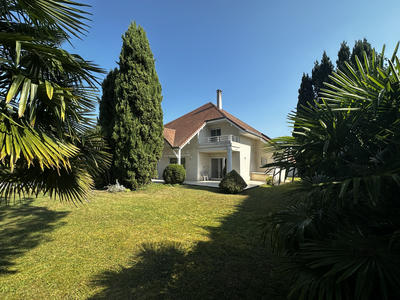 Maison - 163 m² - 5 pièces
