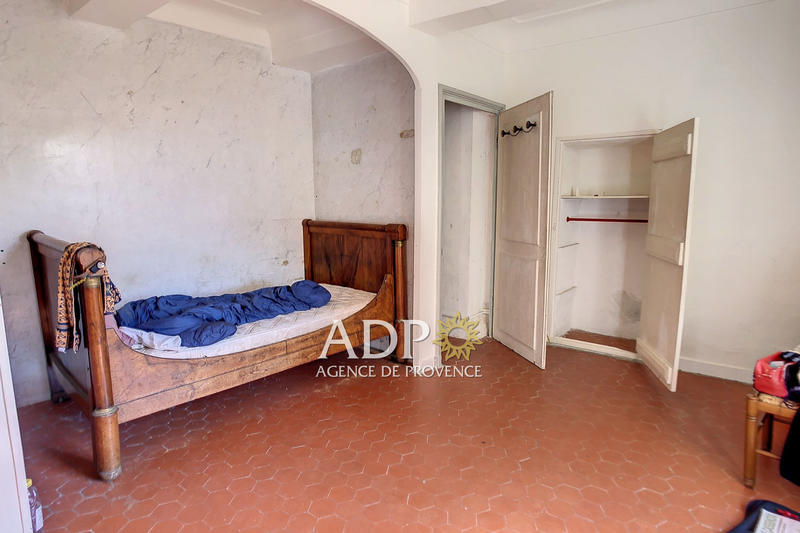 Maison - 186 m² - 8 pièces