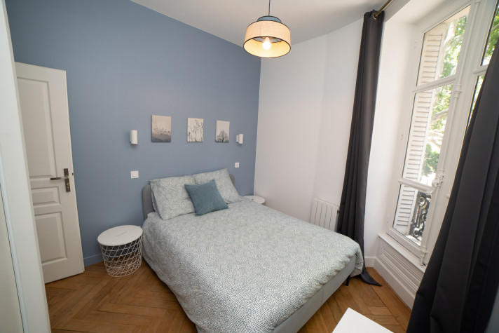 Appartement - 120 m² - 6 pièces