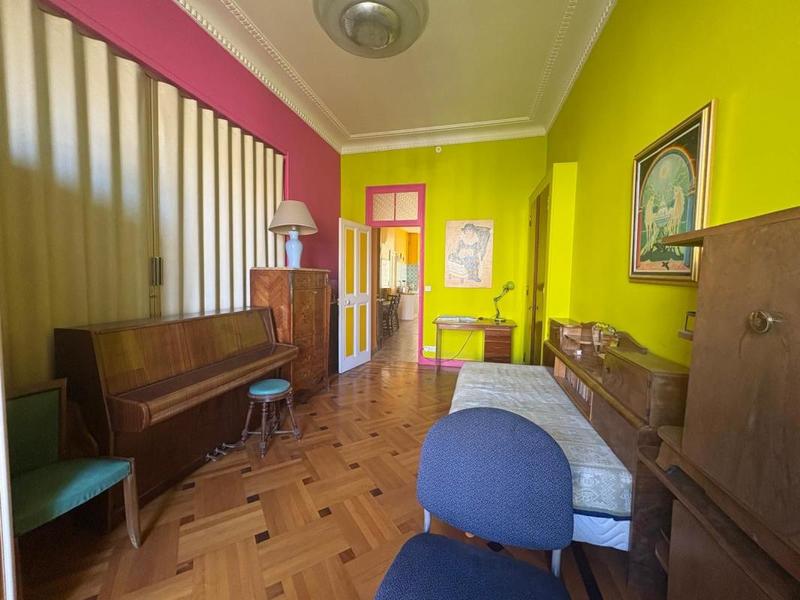 Appartement - 164 m² - 5 pièces