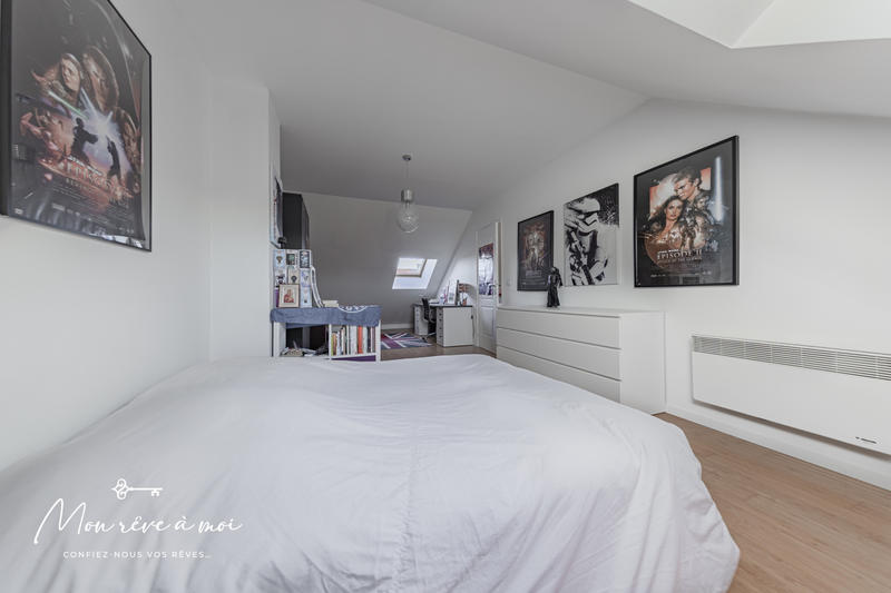 Maison - 207 m² - 8 pièces