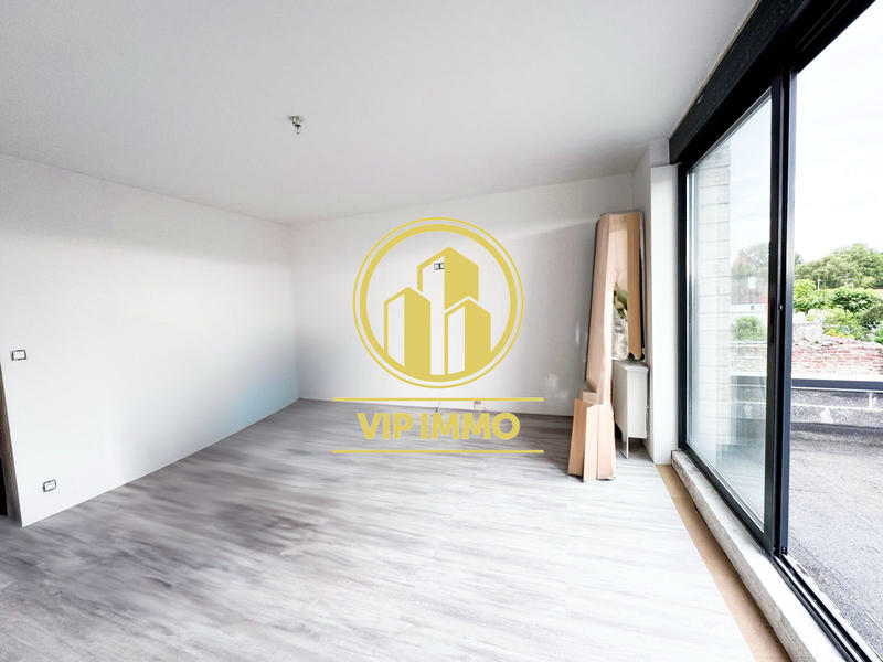 Maison - 170 m² - 8 pièces