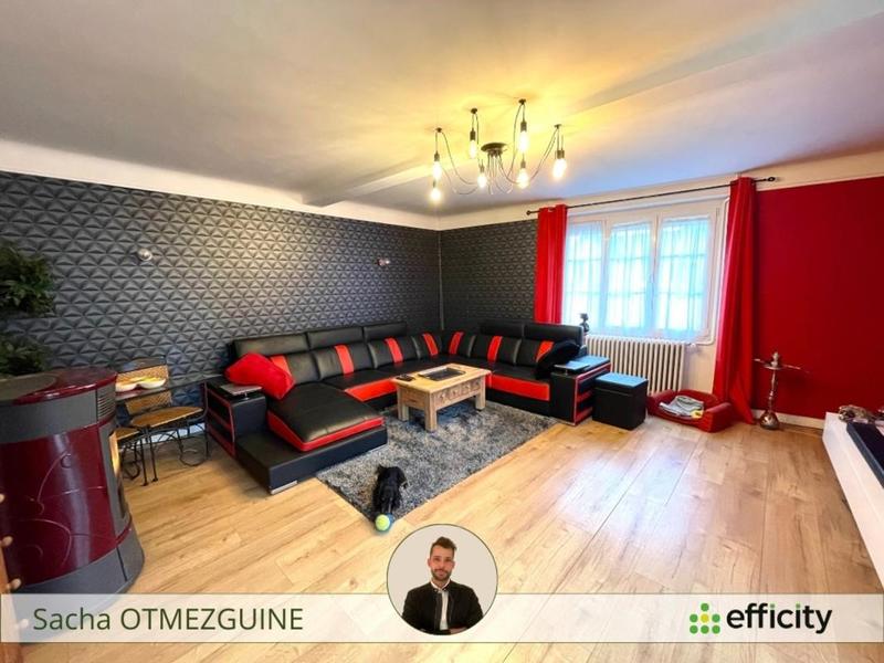 Maison - 245 m² - 9 pièces