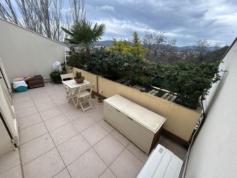 Appartement - 86 m² - 4 pièces