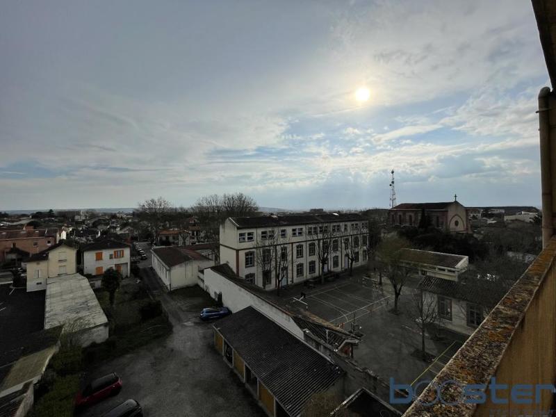 Appartement ancien - 64 m² - 3 pièces