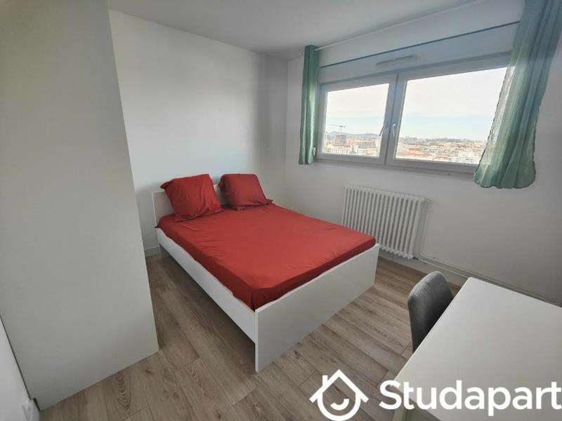 Appartement - 83 m² - 4 pièces