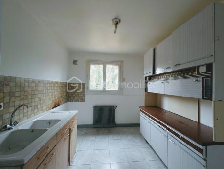 Maison de village - 80 m² - 4 pièces