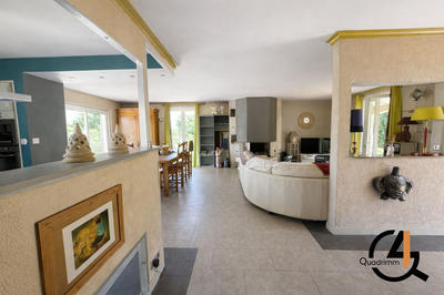 Maison - 136 m² - 5 pièces