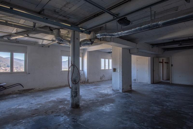 Propriété - 195 m² - 10 pièces