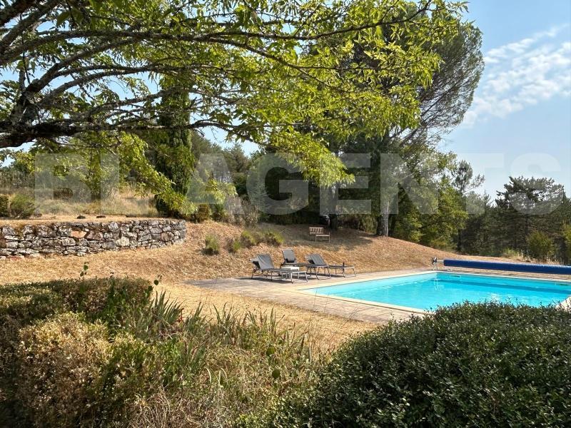 Maison en pierre - 120 m² - 5 pièces