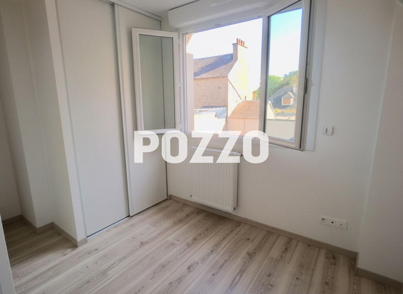 Immeuble - 215 m² - 14 pièces