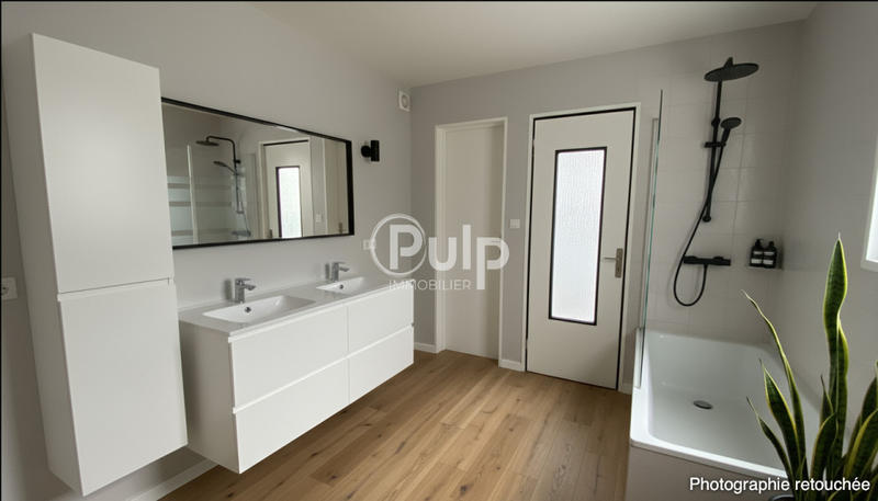 Maison de ville - 138 m² - 8 pièces