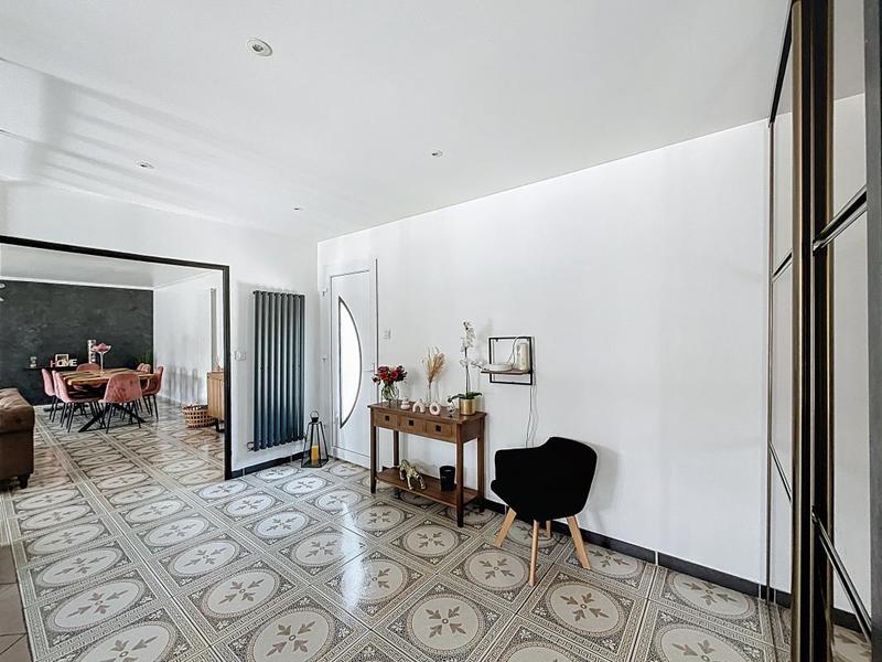 Maison - 175 m² - 6 pièces