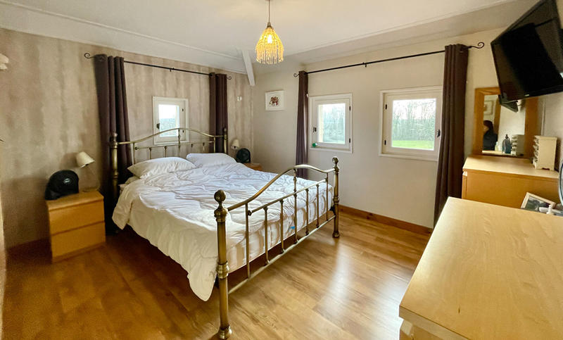 Maison - 130 m² - 4 pièces