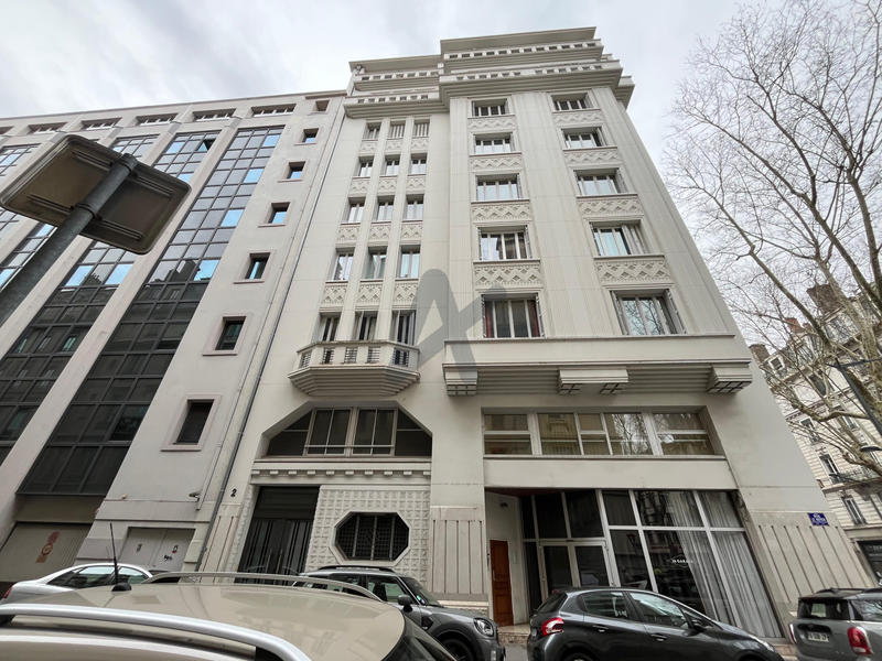 Appartement - 182 m² - 5 pièces