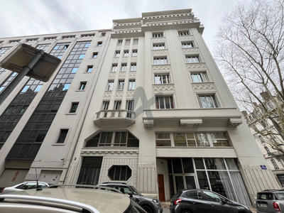 Appartement - 182 m² - 5 pièces