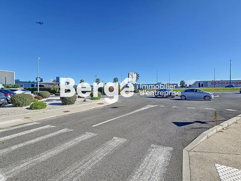 Local commercial - 213 m²