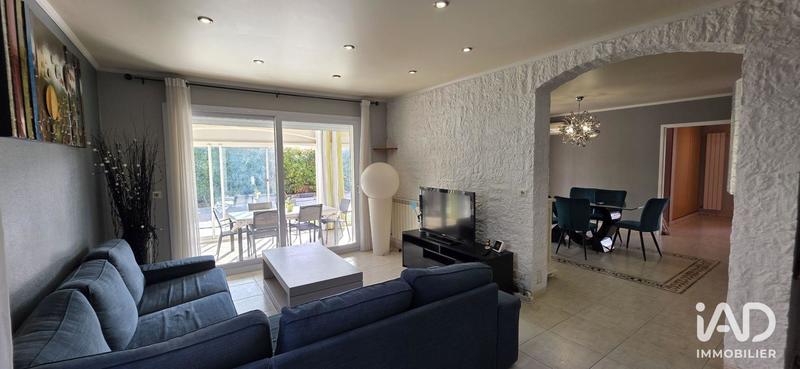 Maison - 190 m² - 6 pièces