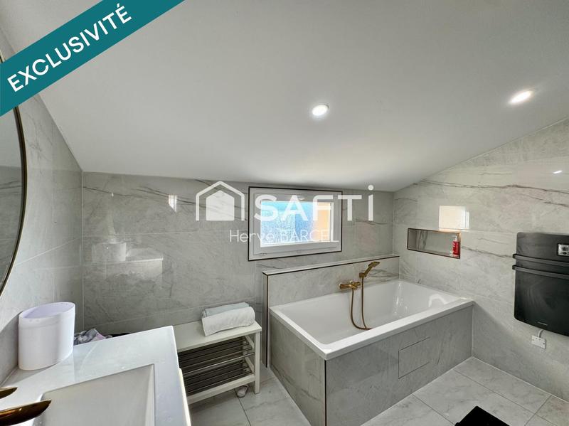 Maison - 137 m² - 6 pièces