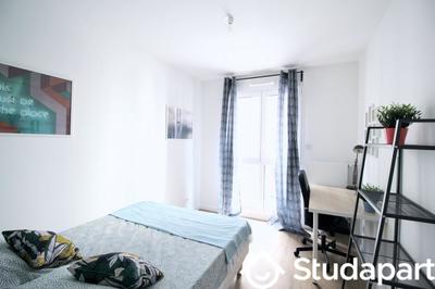 Chambre - 10 m² - 1 pièce