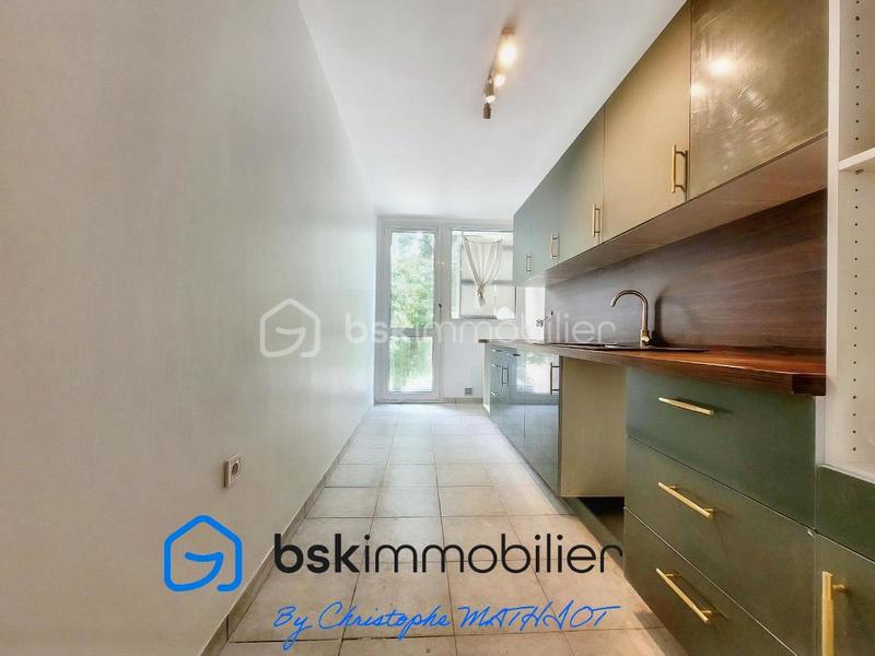 Appartement - 76 m² - 4 pièces