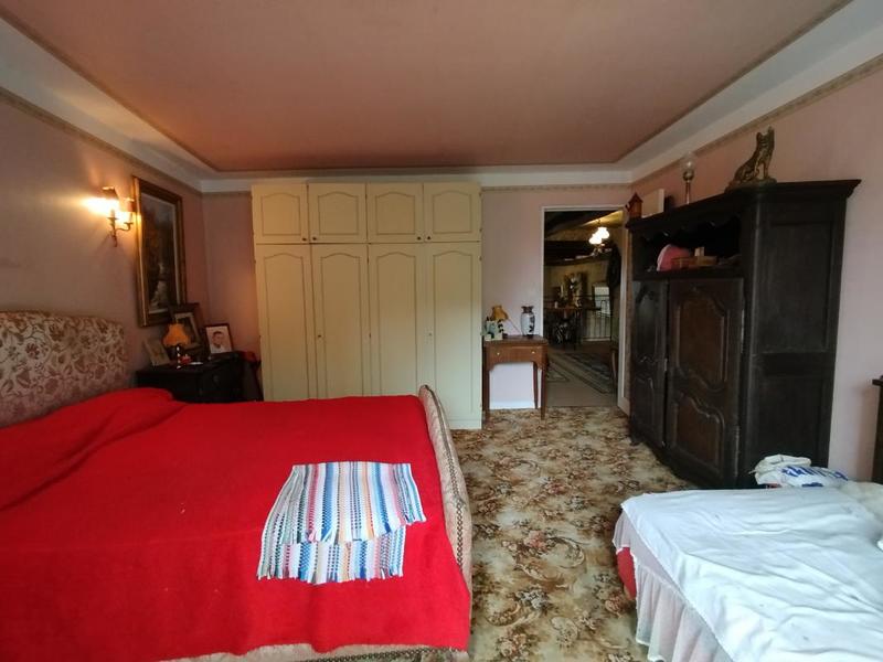 Maison de village - 200 m² - 9 pièces