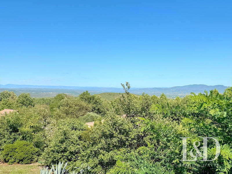 Maison - 137 m² - 6 pièces