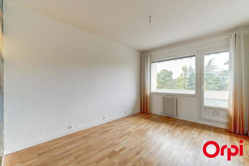 Appartement - 81 m² - 3 pièces