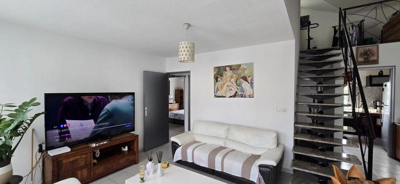 Appartement - 92 m² - 5 pièces