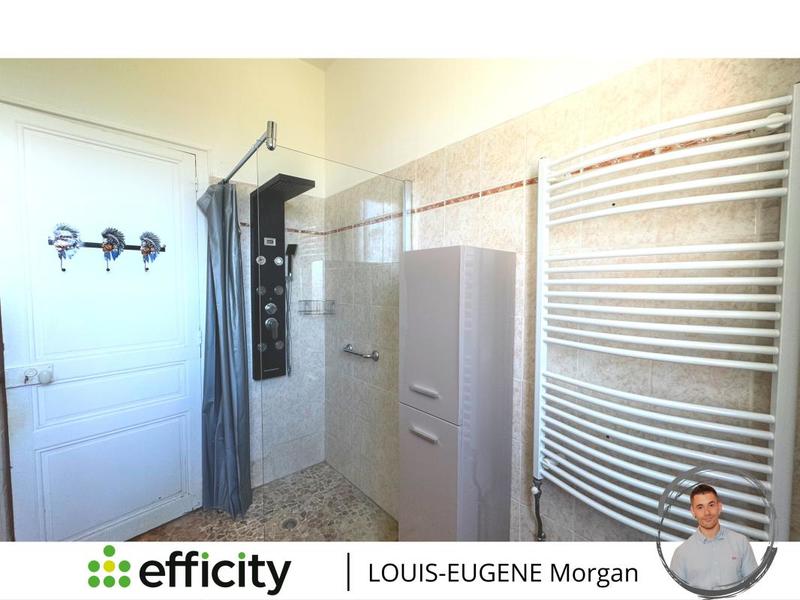 Maison - 181 m² - 9 pièces