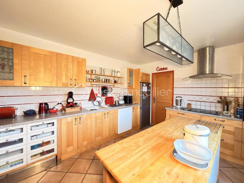 Maison - 135 m² - 6 pièces