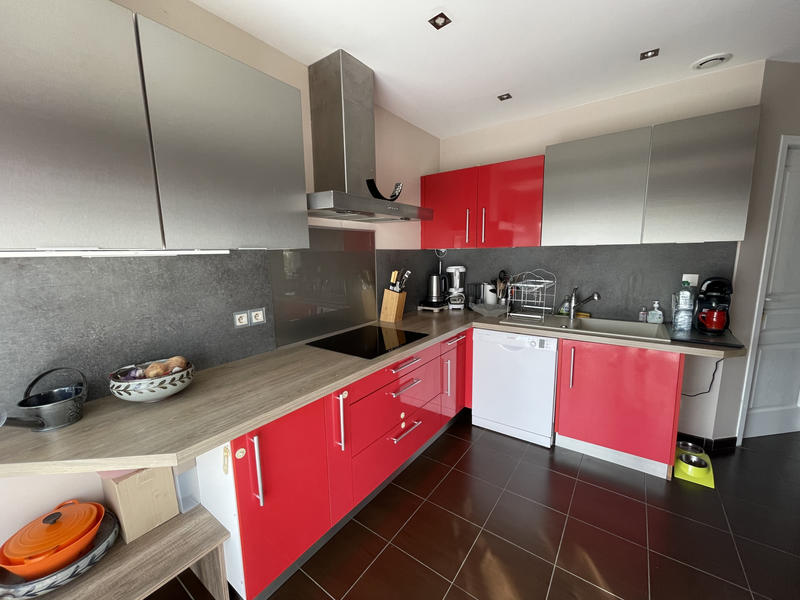 Maison - 110 m² - 5 pièces