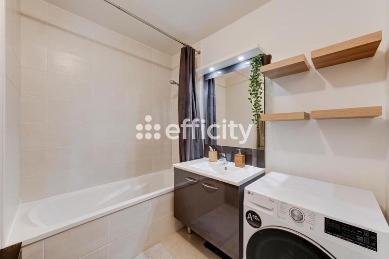 Appartement - 74 m² - 3 pièces