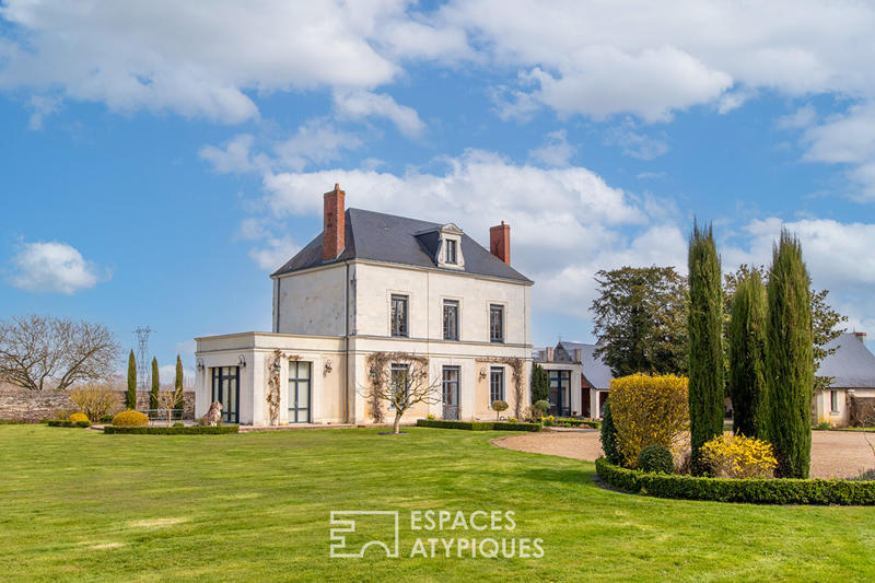 Maison - 370 m² - 10 pièces