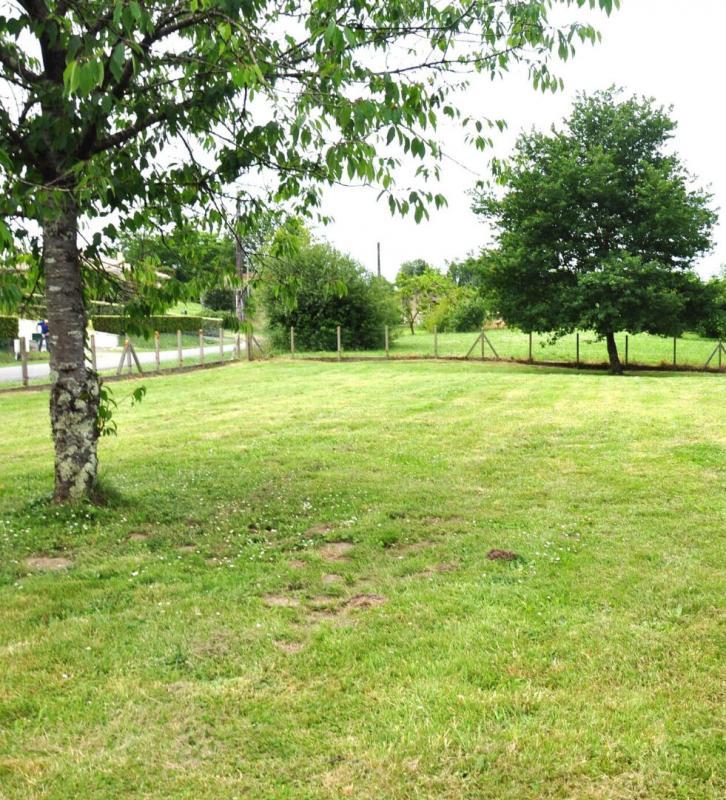 Terrain constructible - 1 000 m²