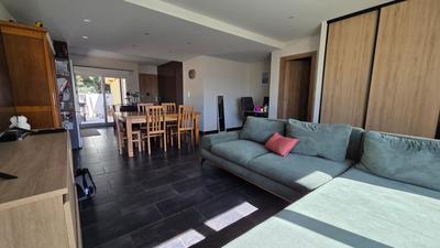 Maison - 98 m² - 4 pièces