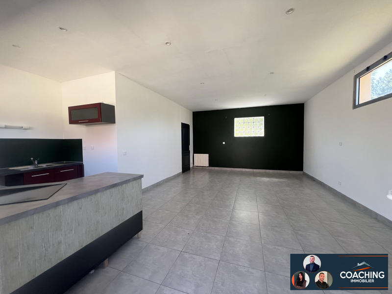 Maison - 182 m² - 10 pièces