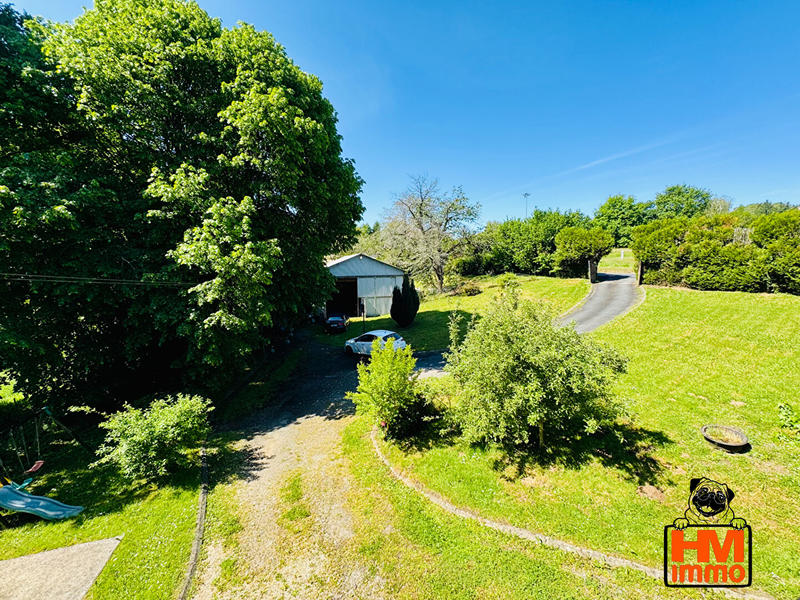 Maison - 165 m² - 9 pièces