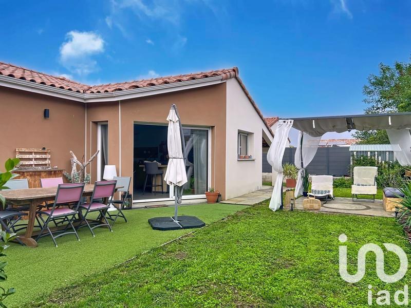 Maison - 96 m² - 4 pièces