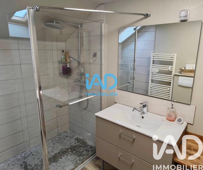 Maison - 223 m² - 6 pièces