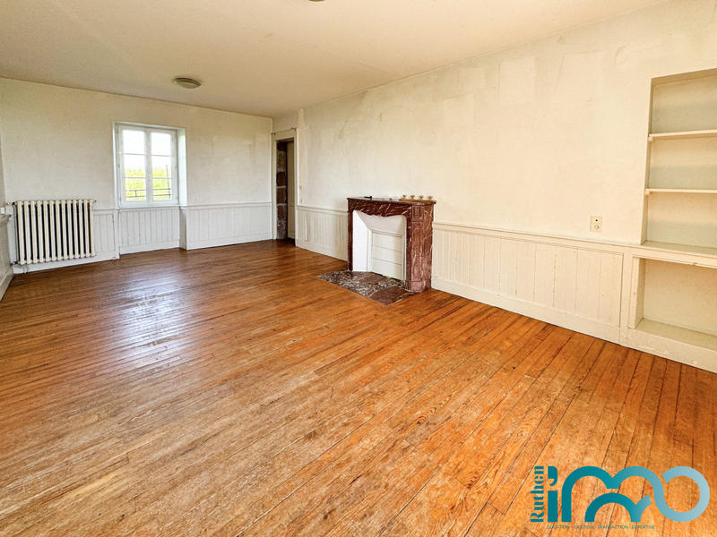 Maison ancienne - 175 m² - 8 pièces