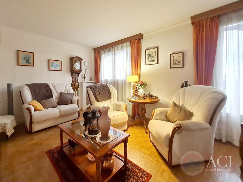 Appartement - 70 m² - 4 pièces