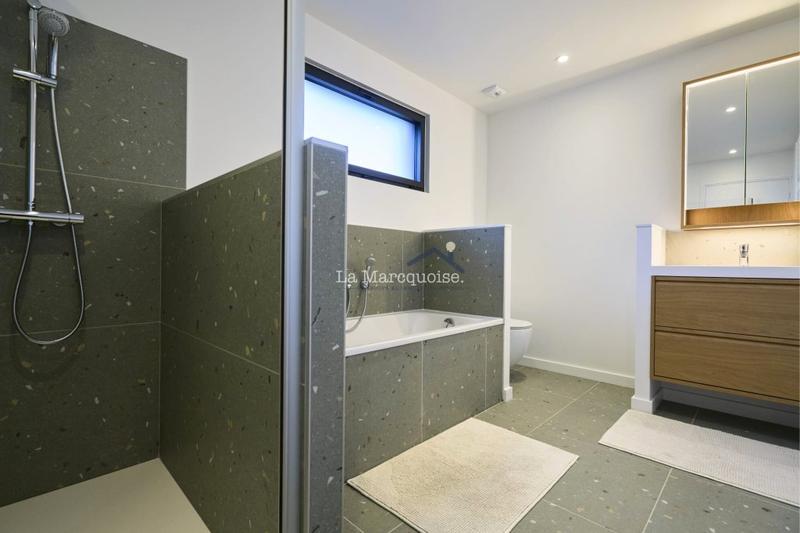 Maison - 226 m² - 6 pièces