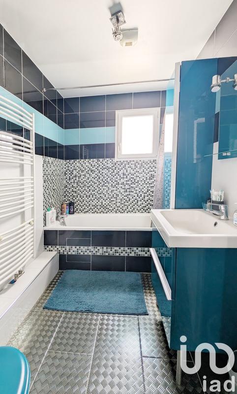 Maison - 84 m² - 5 pièces